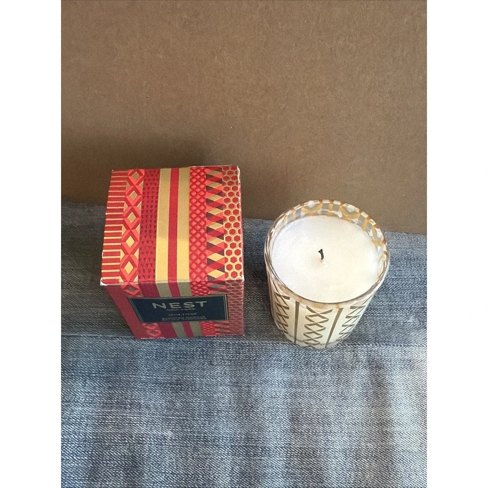 NEST New York Fragrances Holiday 2 Oz Jar Candle NIB